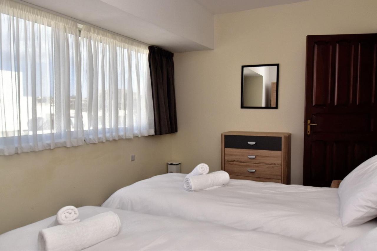 2 Bedroom, Bright & Central Top Floor Apartment - 5 Msida Exteriör bild