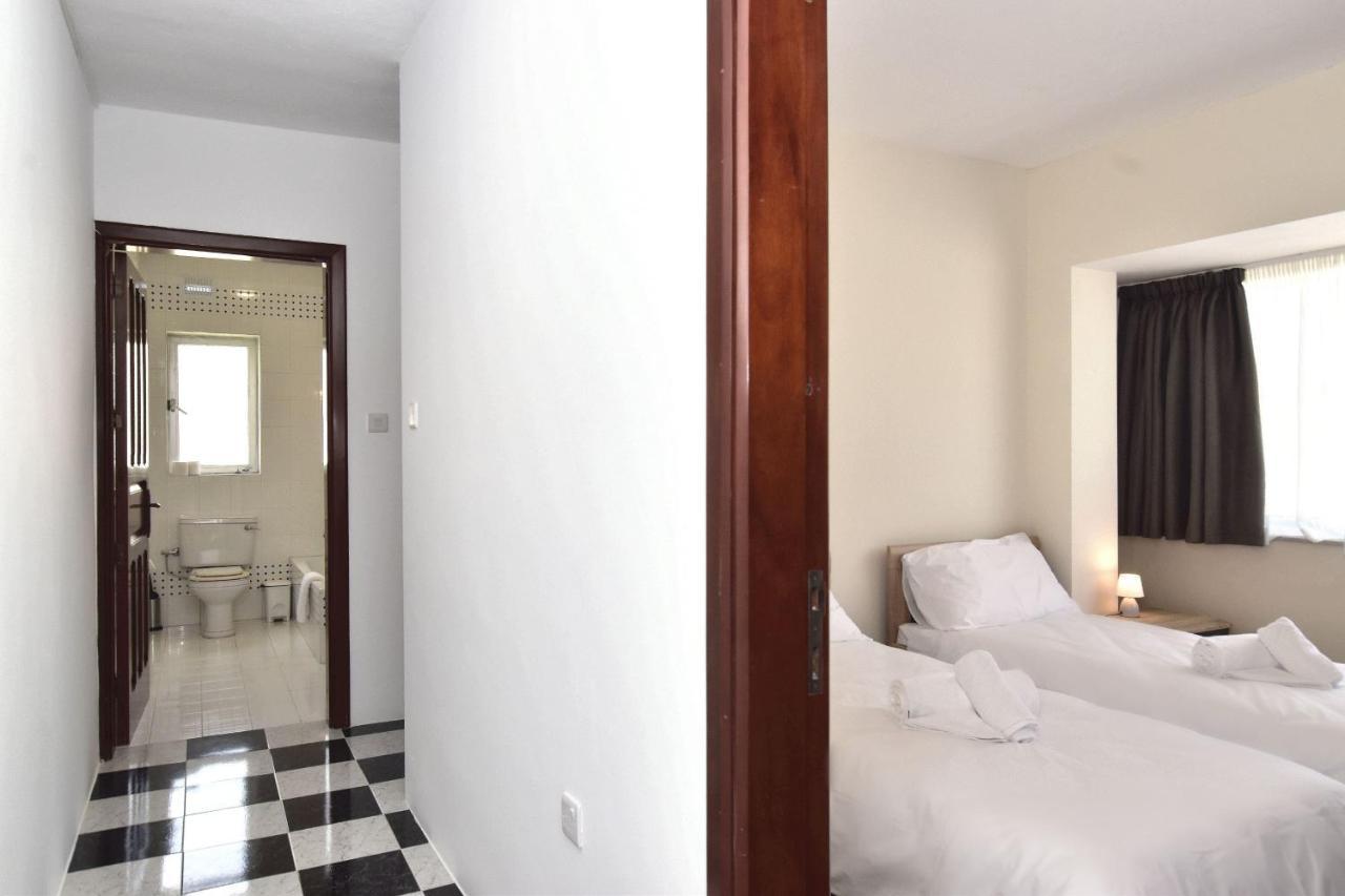 2 Bedroom, Bright & Central Top Floor Apartment - 5 Msida Exteriör bild